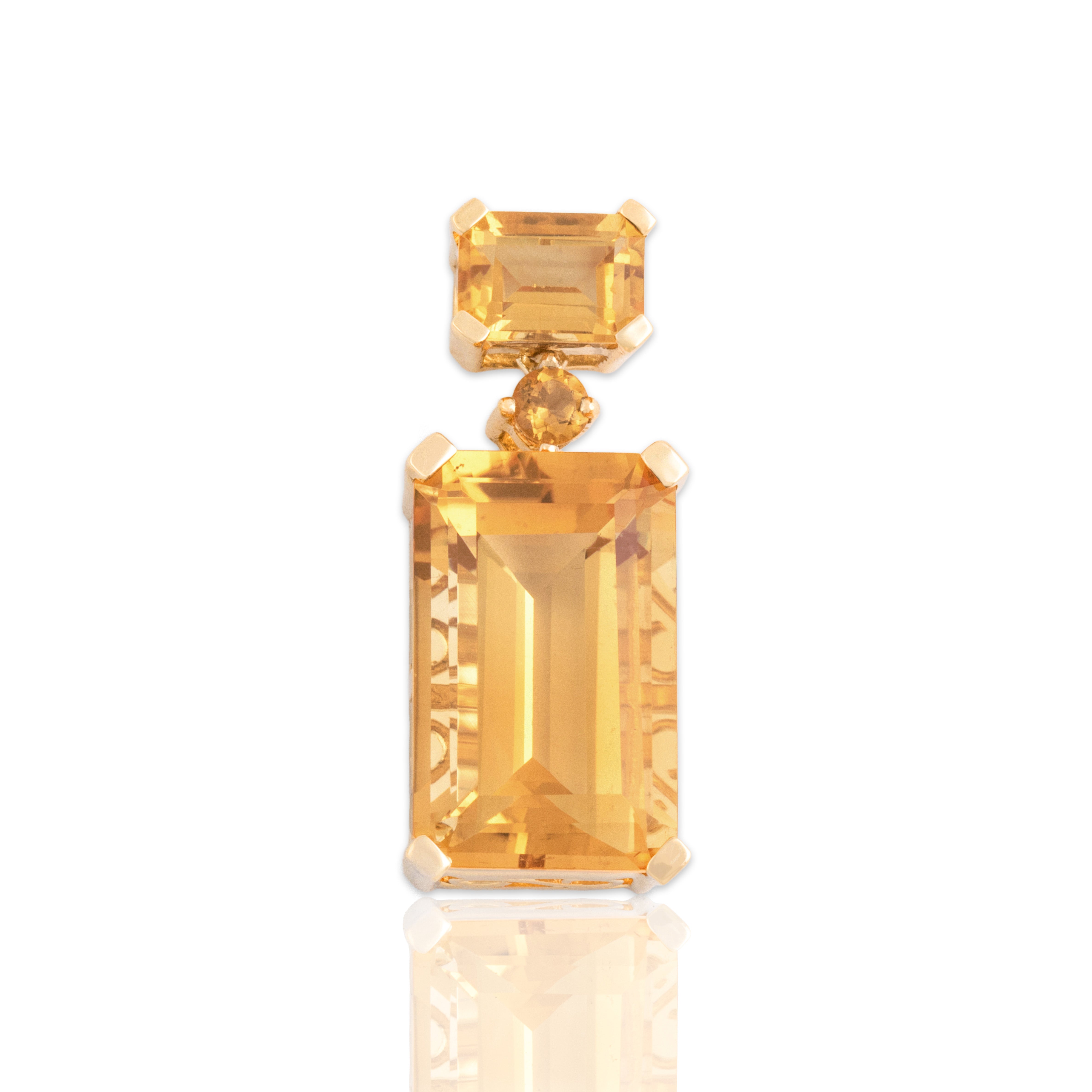 Vintage 14k Yellow Gold 8.77cttw Citrine Saturated Honey Dangle Pendant - Close-up view