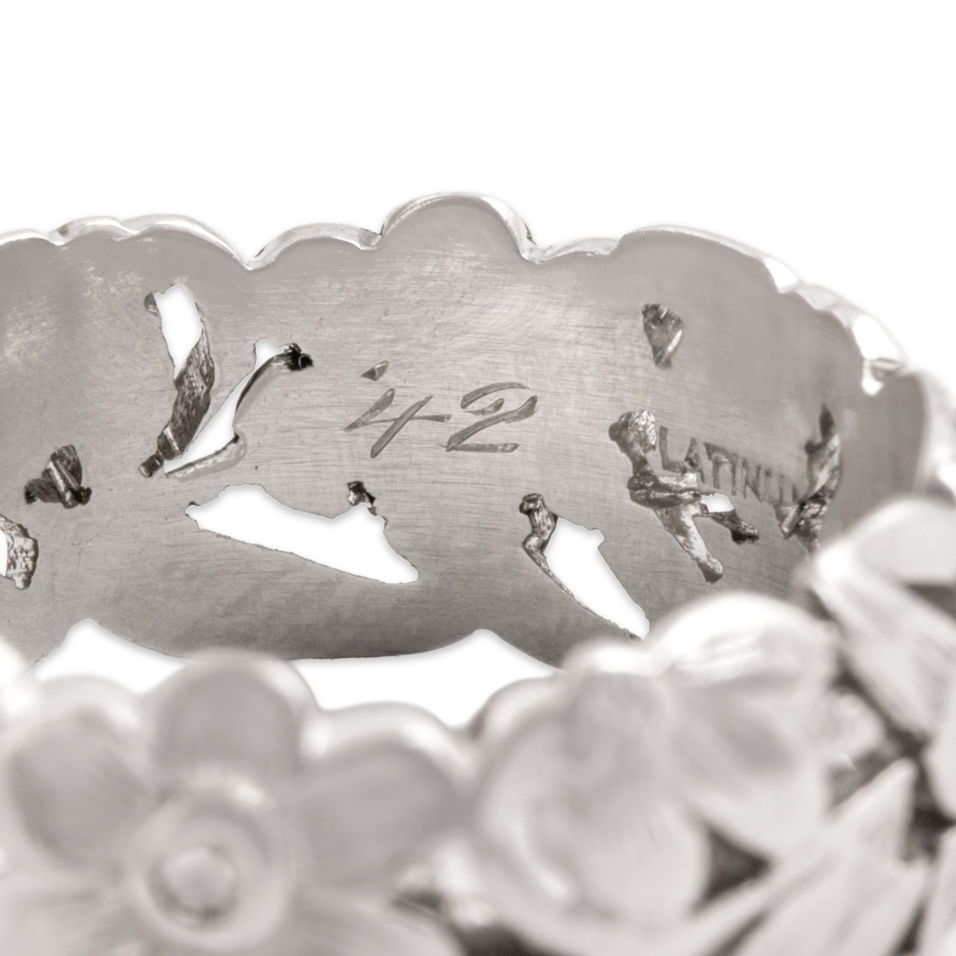 Vintage Heavy Platinum Floral Engraved Band Ring - Hallmark view