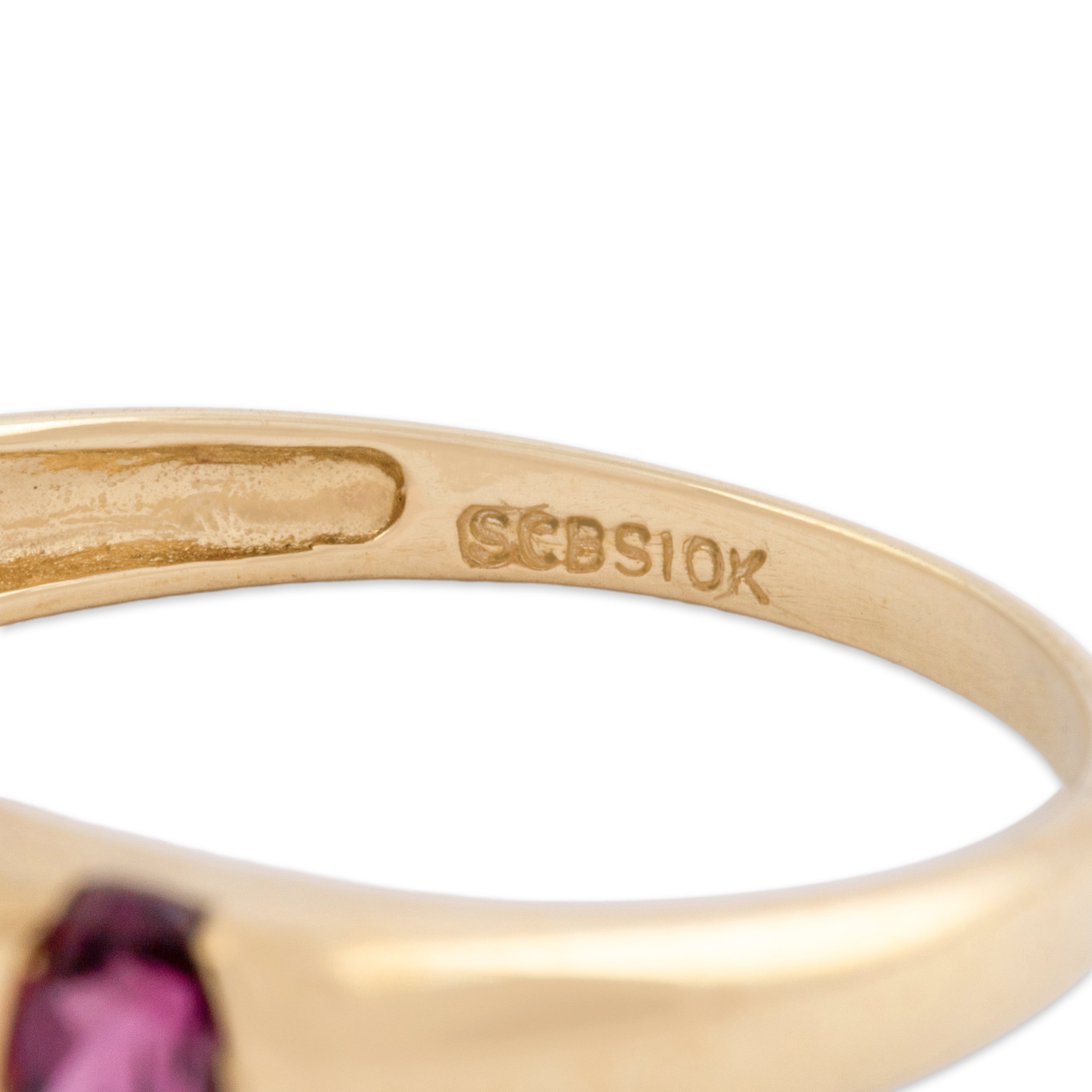 Vintage 10k Yellow Gold 1.08cttw Berry Garnet Geometric Channel Band Ring - Hallmark view