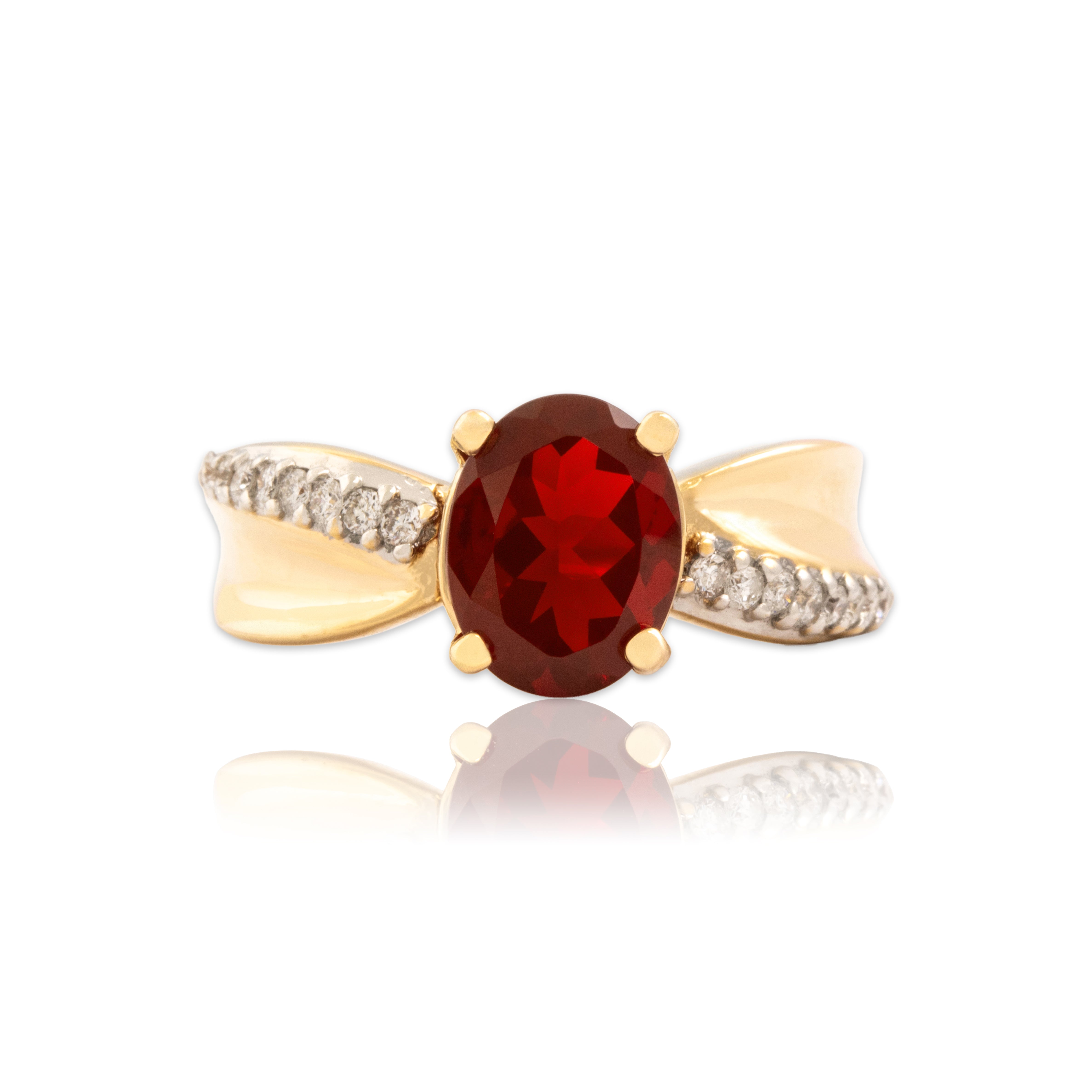 Vintage 14k Yellow & White Gold 1.36ct Red Fire Opal Diamond Vibrant Flared Shoulder Ring - Close-up view