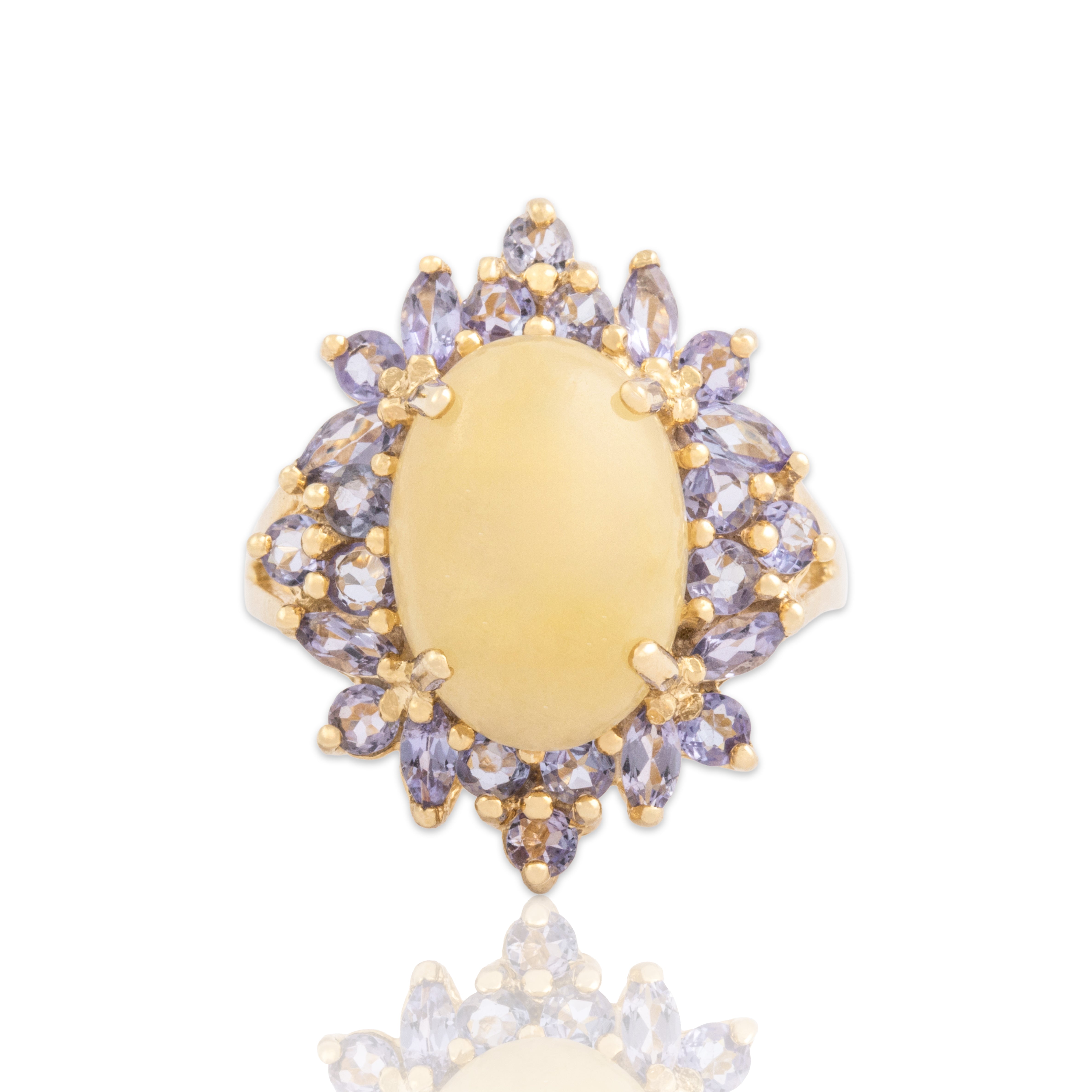Vintage 14k Yellow Gold 5.71ct Pale Yellow Jade .99cttw Tanzanite Sparkling Halo Spray Ring - Close-up view