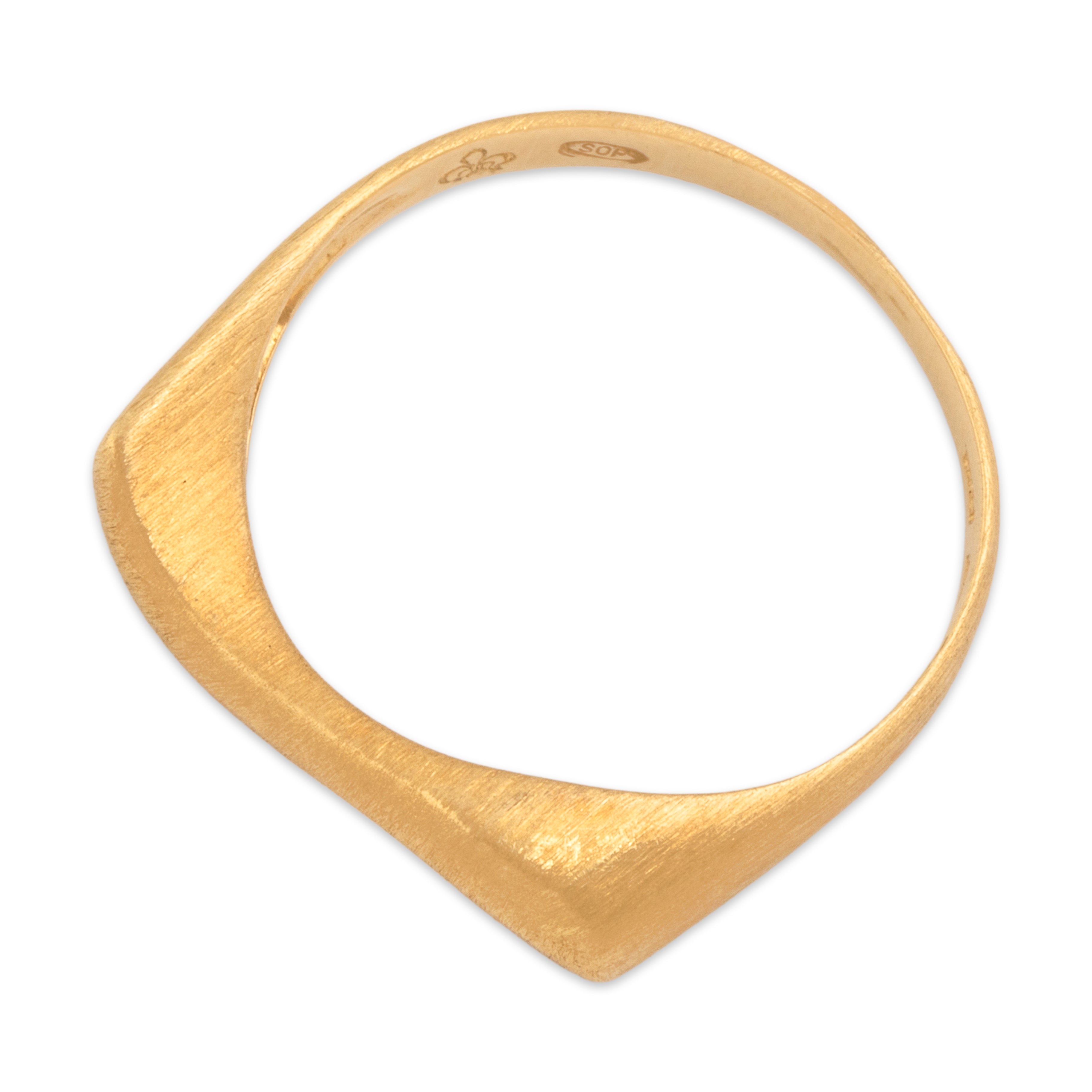 Estate Italian 18k Yellow Gold Chic Satin Wave Band Ring - Overall view