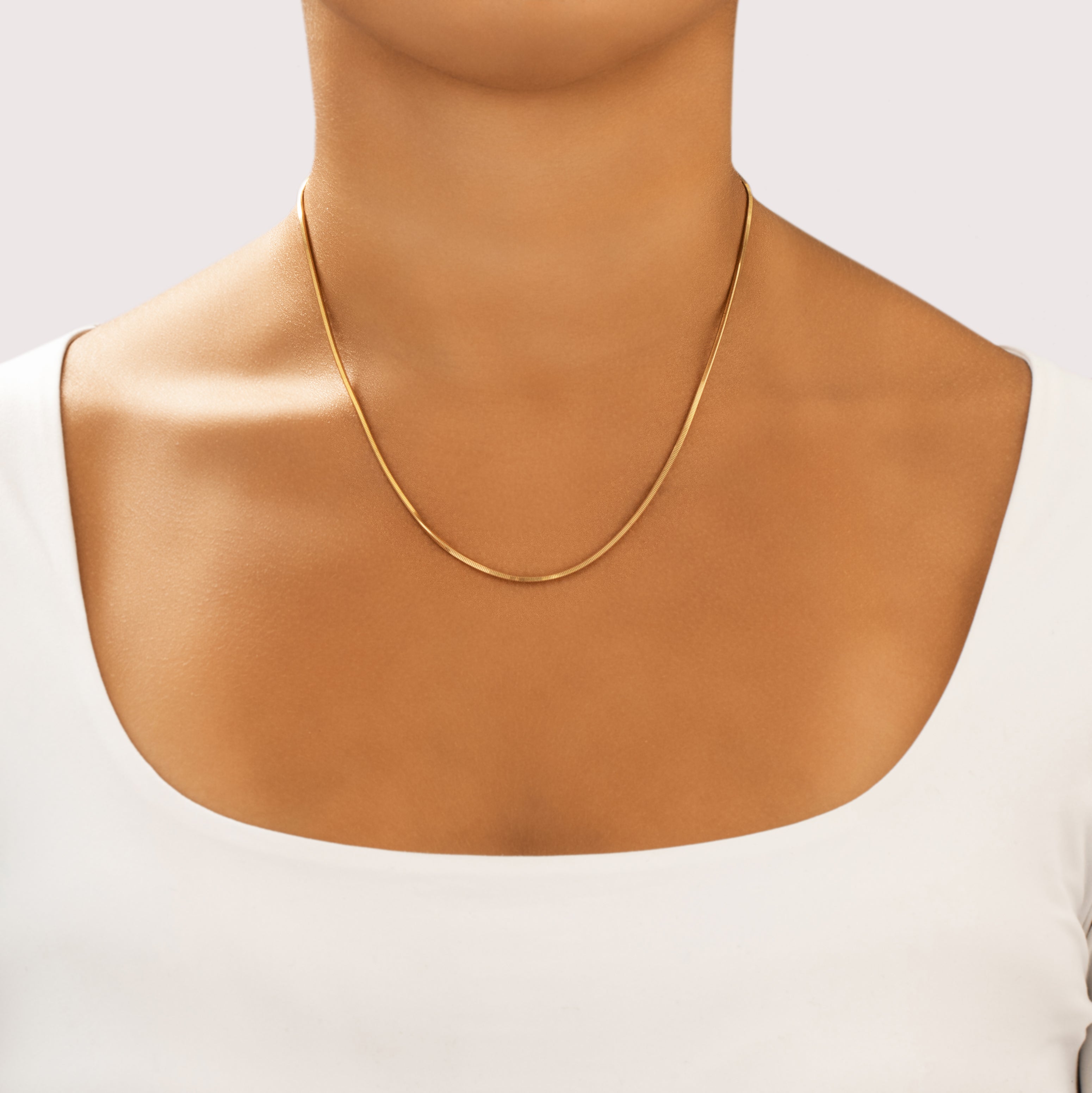 Vintage Italian 14k Yellow Gold 1.5mm Sleek Square Snake Chain 18