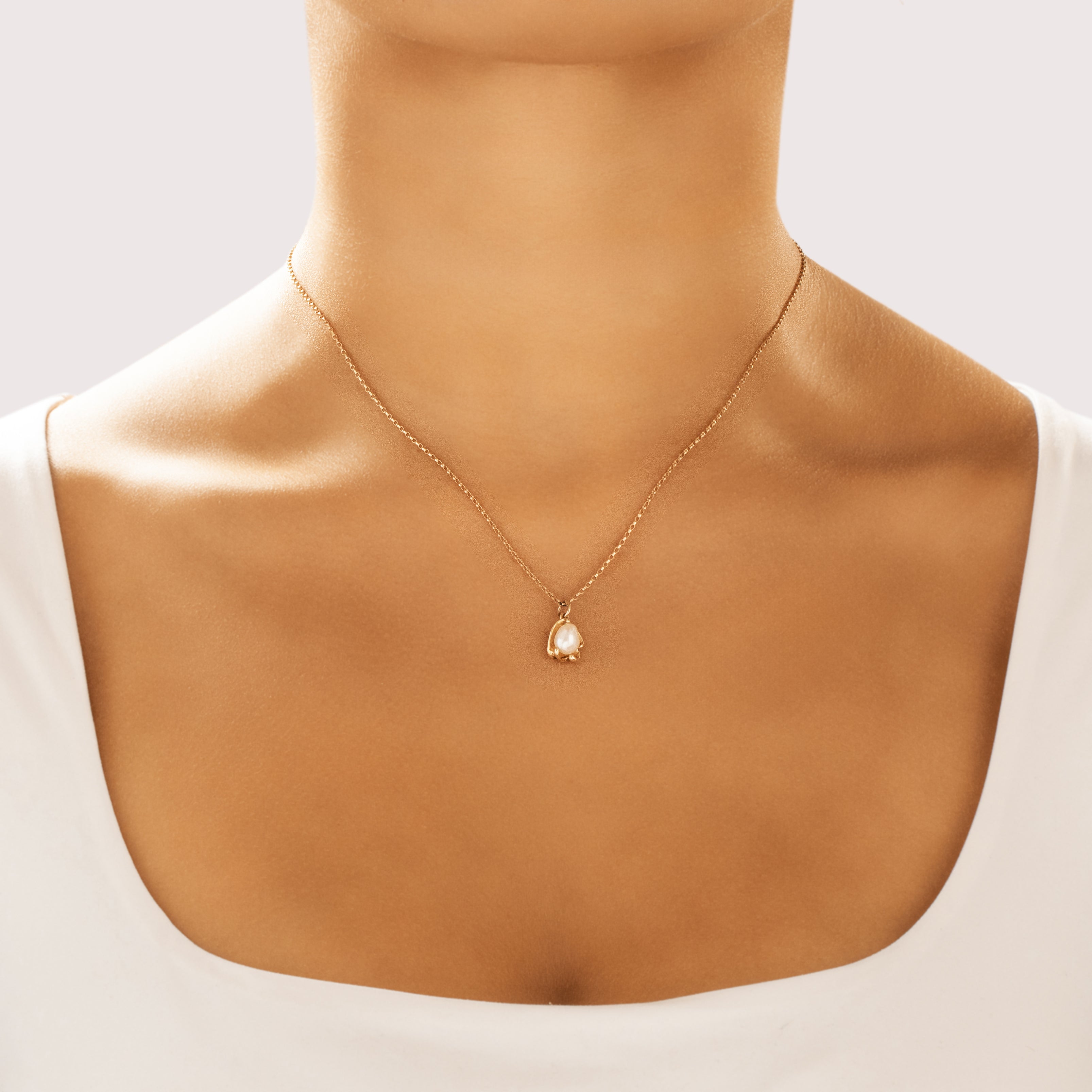 Antique Small 14k Yellow Gold Baroque Pearl Freeform Claw Charm / Pendant