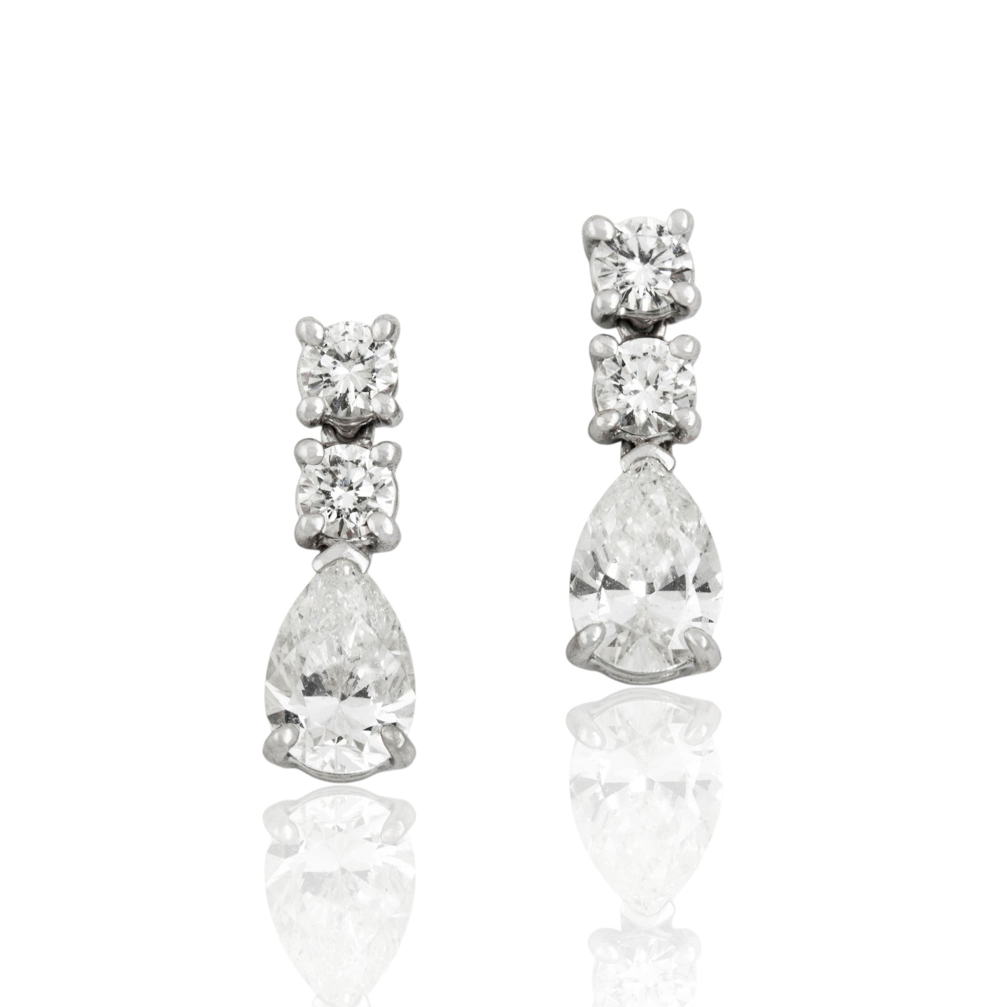 Vintage 14k White Gold 1.262cttw Diamond Brilliant Mixed-Cut Dangle Earrings